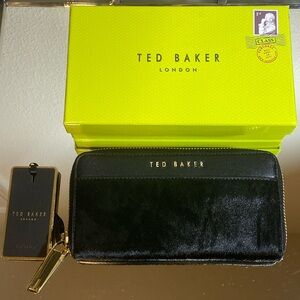 NWT TED BAKER MALLAMS | Large Zip Leather Wallet Black with Gold Hardware